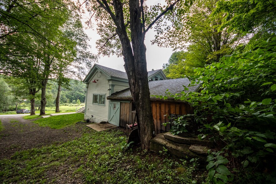 More Photos Of 345 Dorr Edson Rd, Oneonta Apartments For Sale