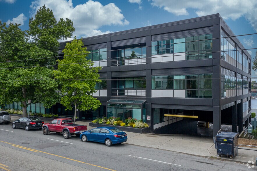 More Photos Of 2825 Eastlake Ave E, Seattle Office For Sale