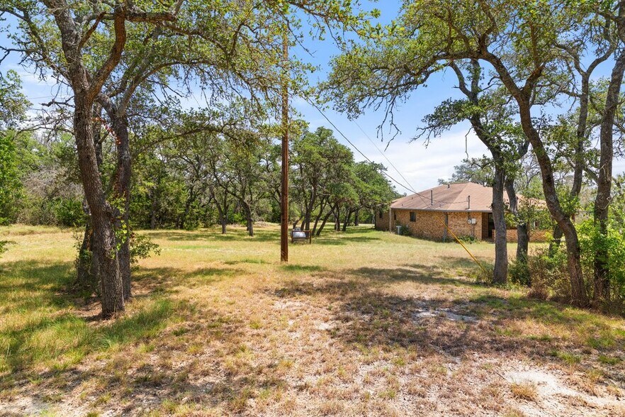 More Photos Of 1984 Grape Creek rd, Fredericksburg Specialty For Sale