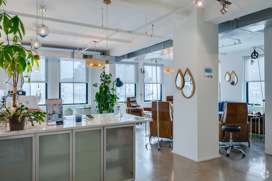 More Photos Of 1315 Walnut St, Philadelphia Office For Lease