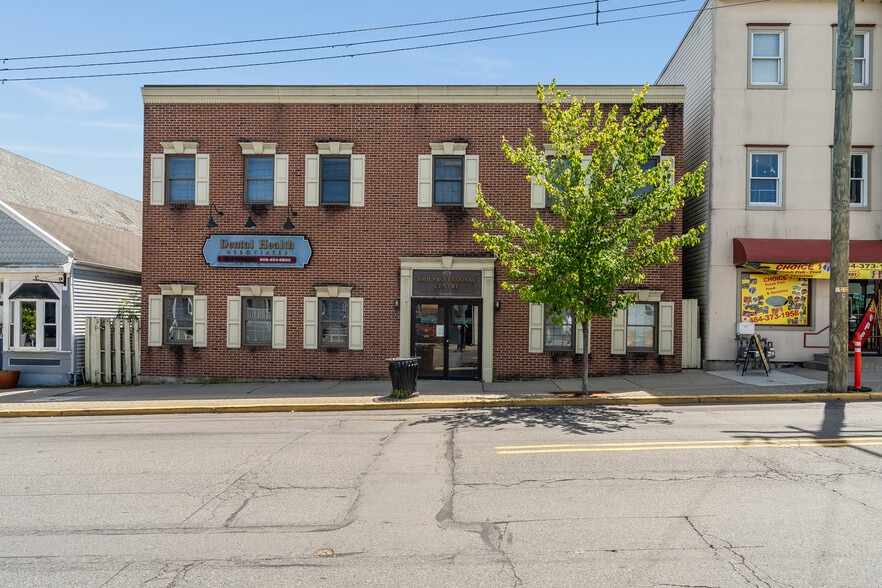 Primary Photo Of 320 S Main St, Phillipsburg Medical For Lease
