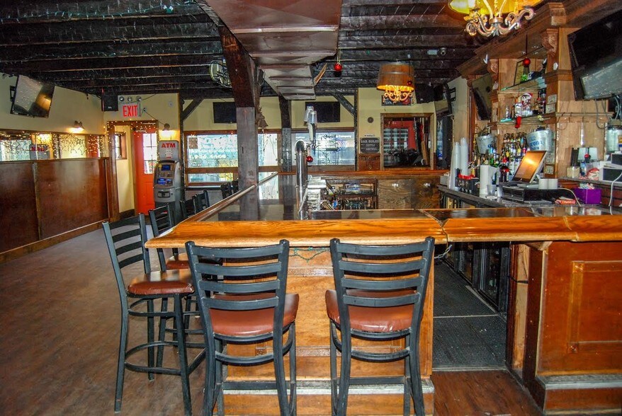 More Photos Of 18 Nelson Ave, Staten Island Restaurant For Sale