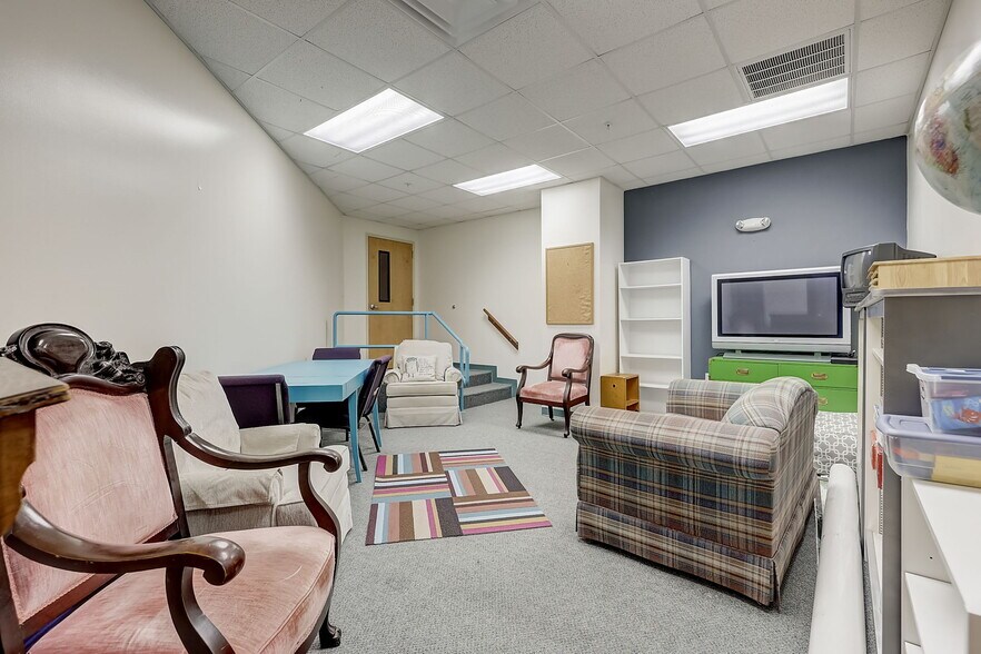 More Photos Of 451 Riviera Dr NE, Palm Bay Religious Facility For Sale