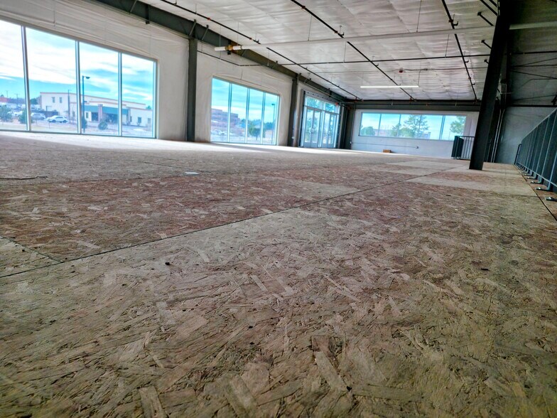 More Photos Of 13833 E Briarwood Ave, Centennial Light Distribution For Sale