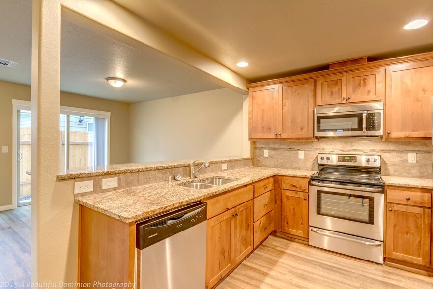 More Photos Of 9700-9816 NE 76th Way, Vancouver Apartments For Sale