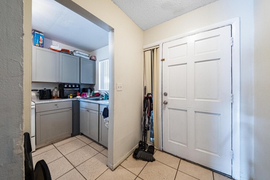 More Photos Of 2221 NW 58th Ave, Lauderhill Apartments For Sale