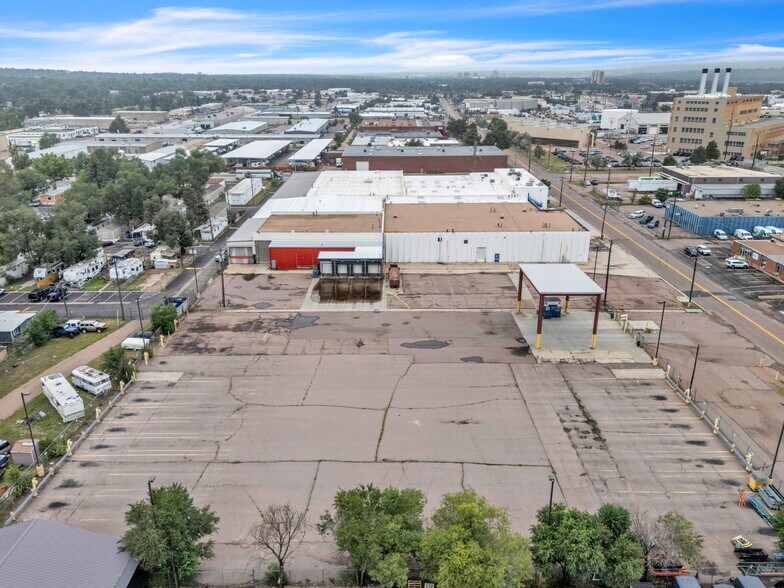 More Photos Of 3605-3625 N Stone Ave, Colorado Springs Distribution For Lease