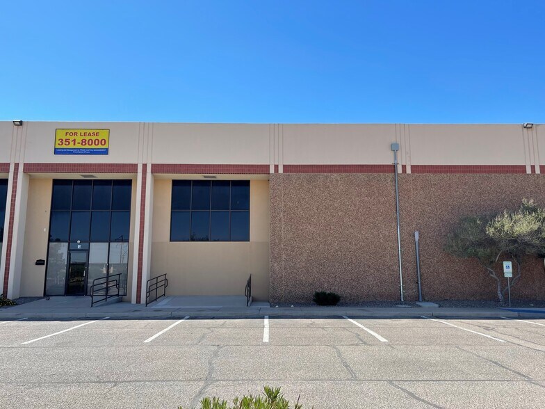 More Photos Of 11540 Pellicano Dr, El Paso Manufacturing For Lease