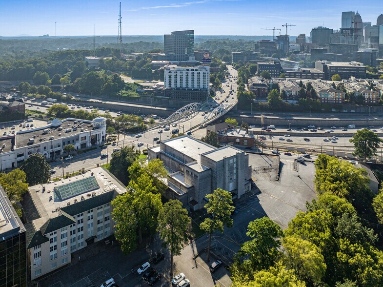 More Photos Of 1708 Peachtree St NW, Atlanta Medical For Sale