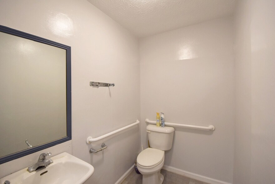 More Photos Of 2180 Highway 34 E, Newnan Medical For Lease