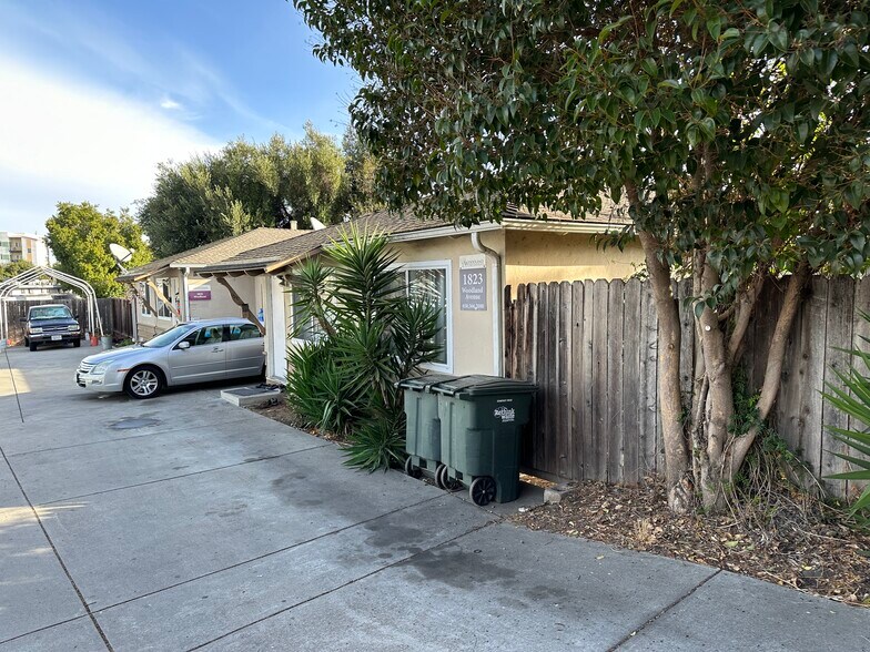 More Photos Of 1823 Woodland Ave, East Palo Alto Multifamily For Sale