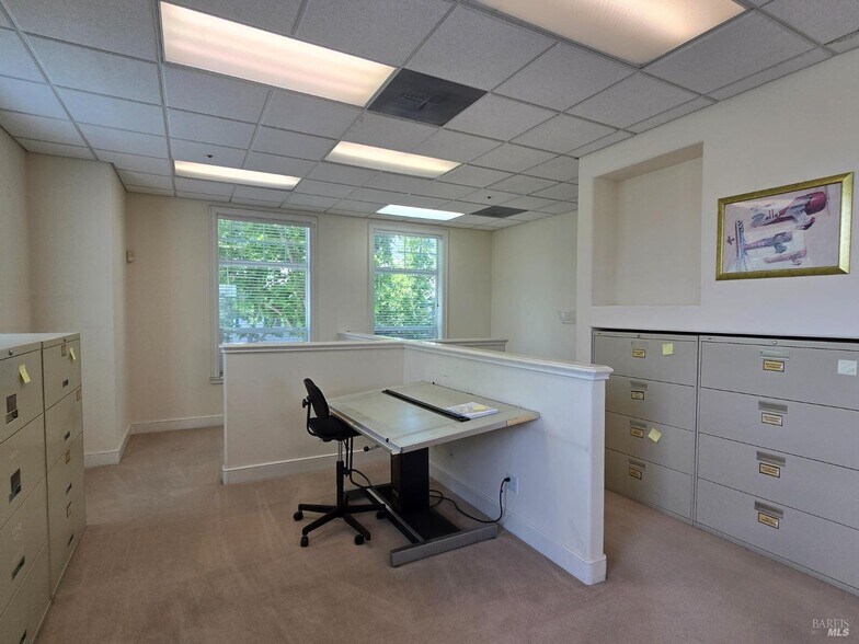 More Photos Of 710 Kellogg St, Suisun City Office Residential For Lease