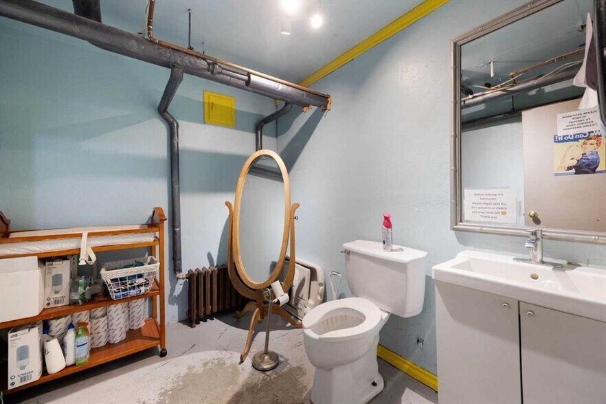 More Photos Of 10015 Main St, Fort McMurray Specialty For Sale