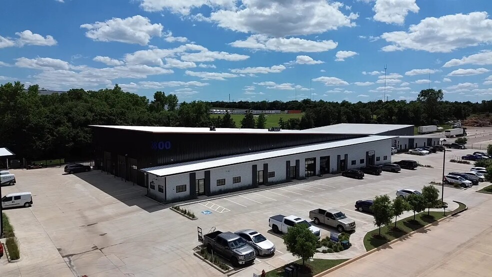 Primary Photo Of 3800 NE 104th St, Oklahoma City Industrial For Lease