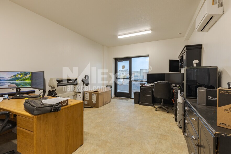 More Photos Of 896 S Regional Park Rd, Hurricane Industrial For Sale