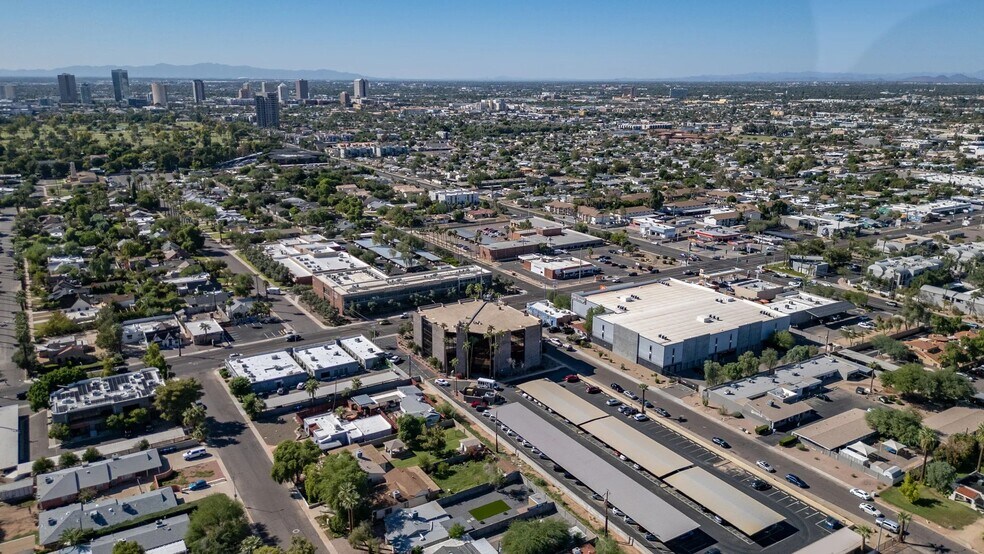 More Photos Of 3221 N 16th St, Phoenix Office For Sale