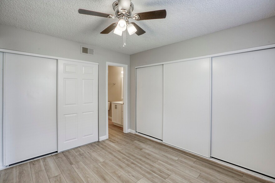 More Photos Of 317 S 9th St, Las Vegas Apartments For Sale