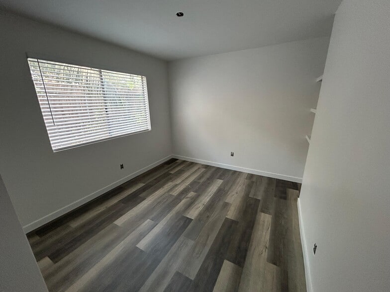 More Photos Of 565 N Beech St, Escondido Apartments For Sale