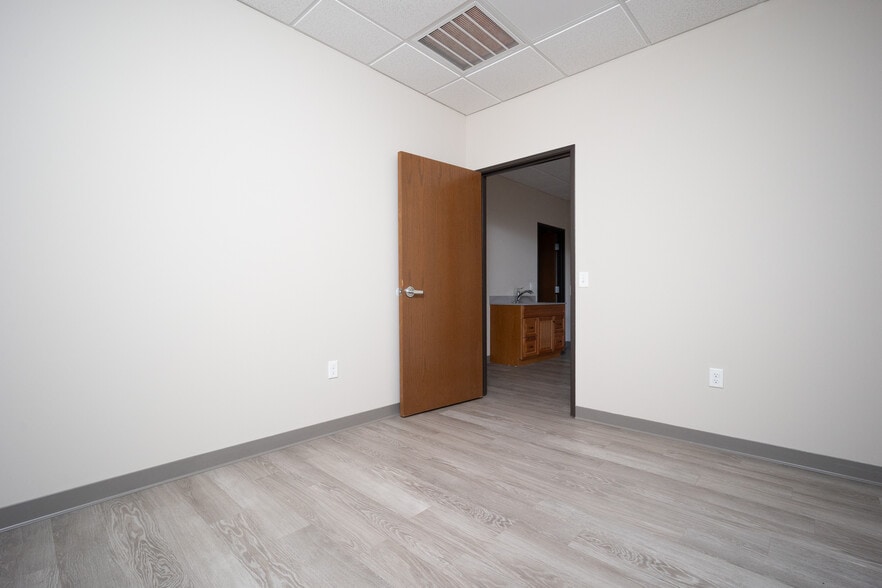 More Photos Of 6800 Main St, Oklahoma City Industrial For Lease