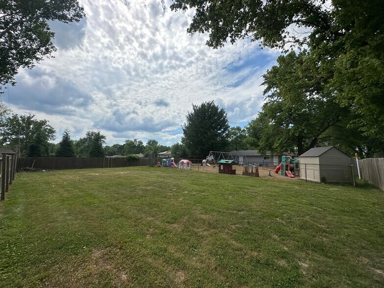 More Photos Of 510 Maple Meadows Dr, Arnold Daycare Center For Sale