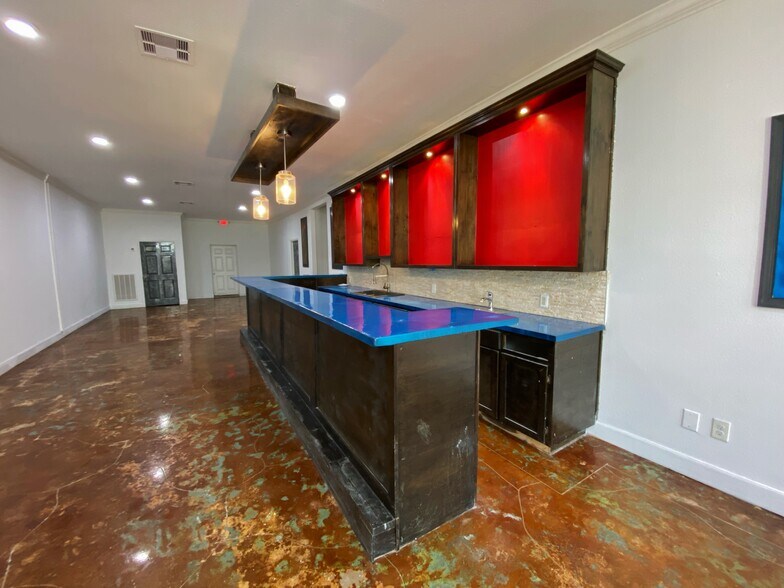 More Photos Of 619 Jackson Ave, Pasadena Storefront Retail Office For Sale