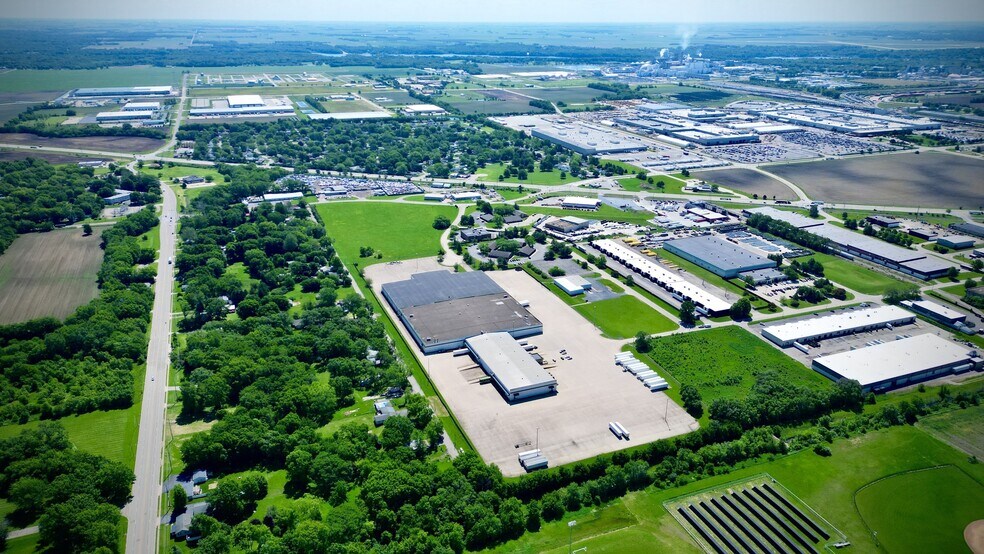 More Photos Of 2380 E Millikin Pky, Decatur Distribution For Lease