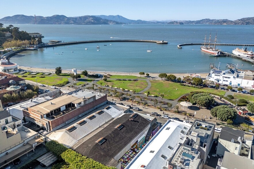 More Photos Of 757 Beach St, San Francisco Storefront Retail Office For Sale