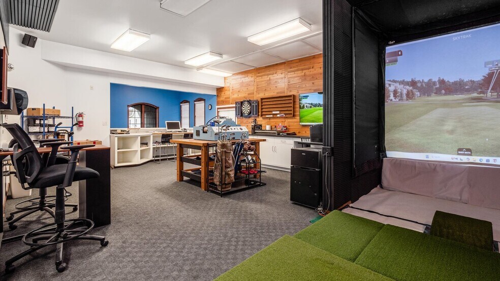 More Photos Of 1146 Walnut St, Coshocton Office For Sale