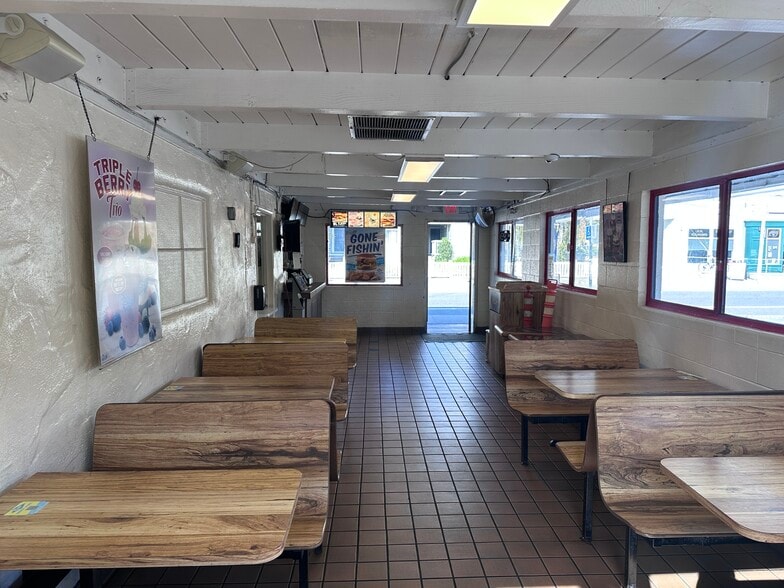 More Photos Of 229 Laurel St, Santa Cruz Restaurant For Sale