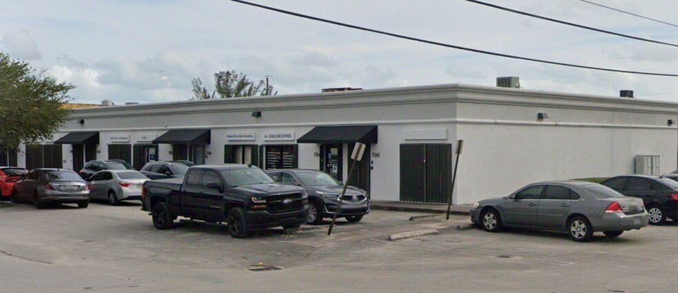 Primary Photo Of 7050 SW 44th St, Miami Warehouse For Lease