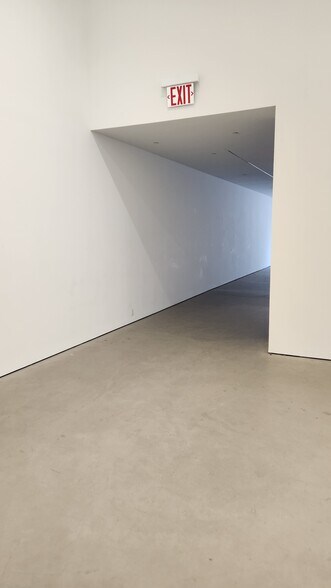 More Photos Of 260 Bowery, New York Apartments For Lease