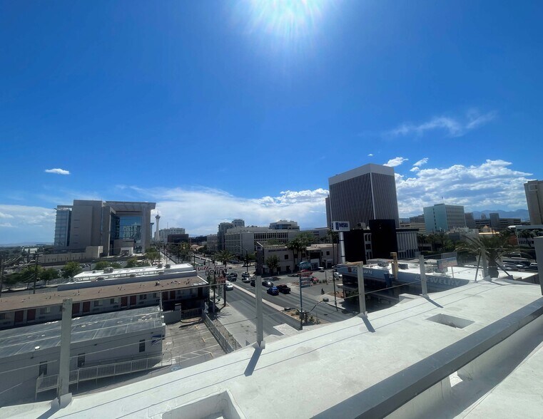 More Photos Of 201 S Las Vegas Blvd, Las Vegas Office For Lease