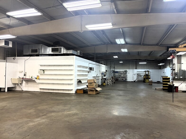 More Photos Of 400 US Highway 78, Leeds Industrial For Sale