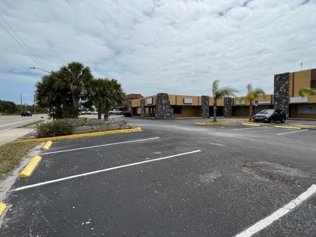 More Photos Of 661 Beville Rd, Daytona Beach Unknown For Lease