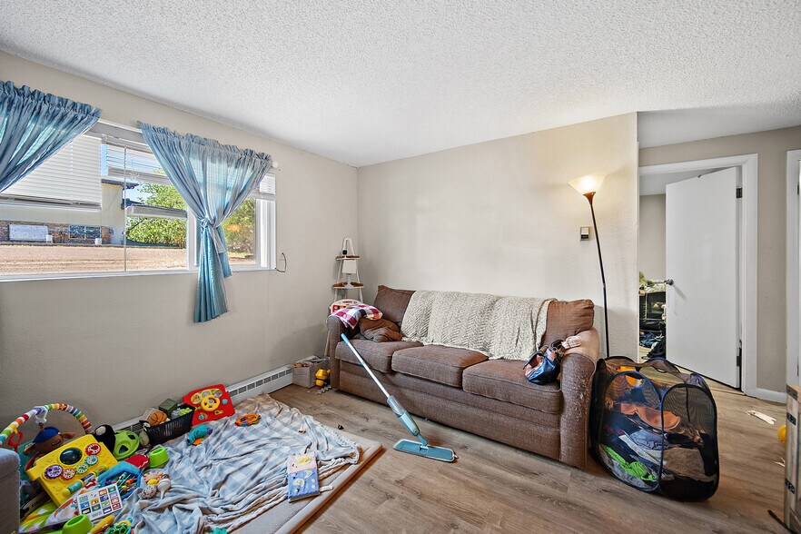 More Photos Of 340 Gahart Dr, Colorado Springs Apartments For Sale