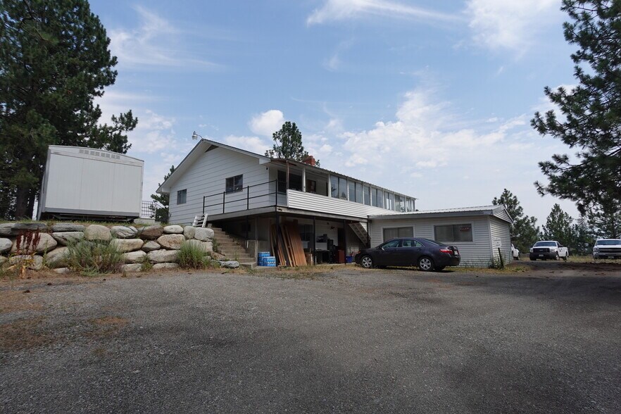 More Photos Of 7902 N Starr Rd, Newman Lake Distribution For Sale