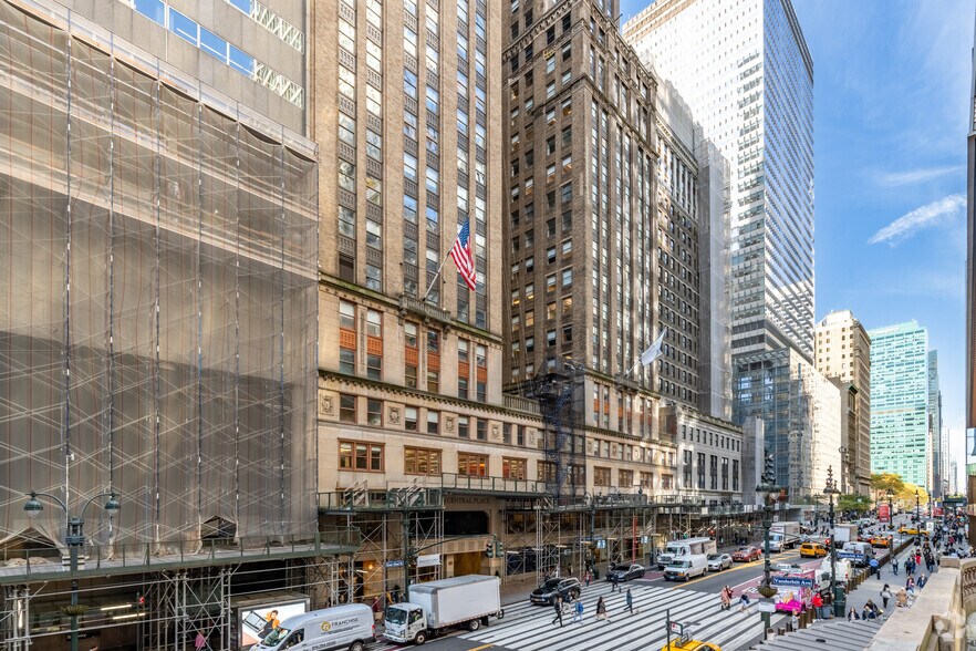 More Photos Of 60 E 42nd St, New York Office For Lease