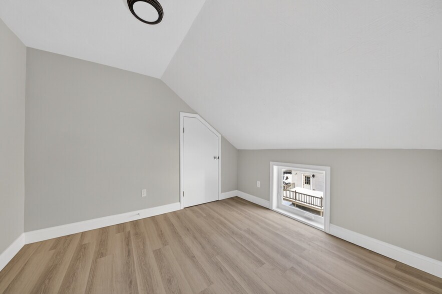 More Photos Of 165 Grant St, Fall River Apartments For Sale
