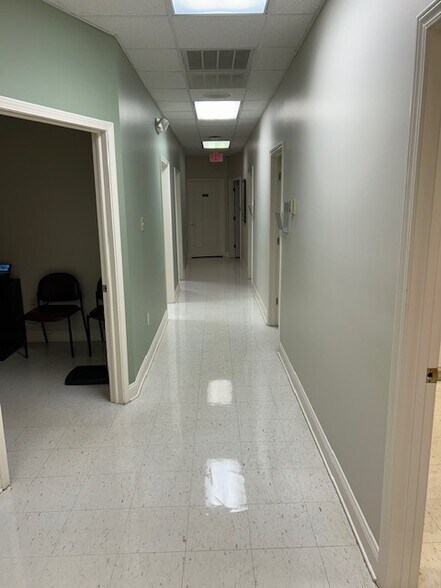 More Photos Of 403 Hillcrest Dr, Easley Medical For Sale