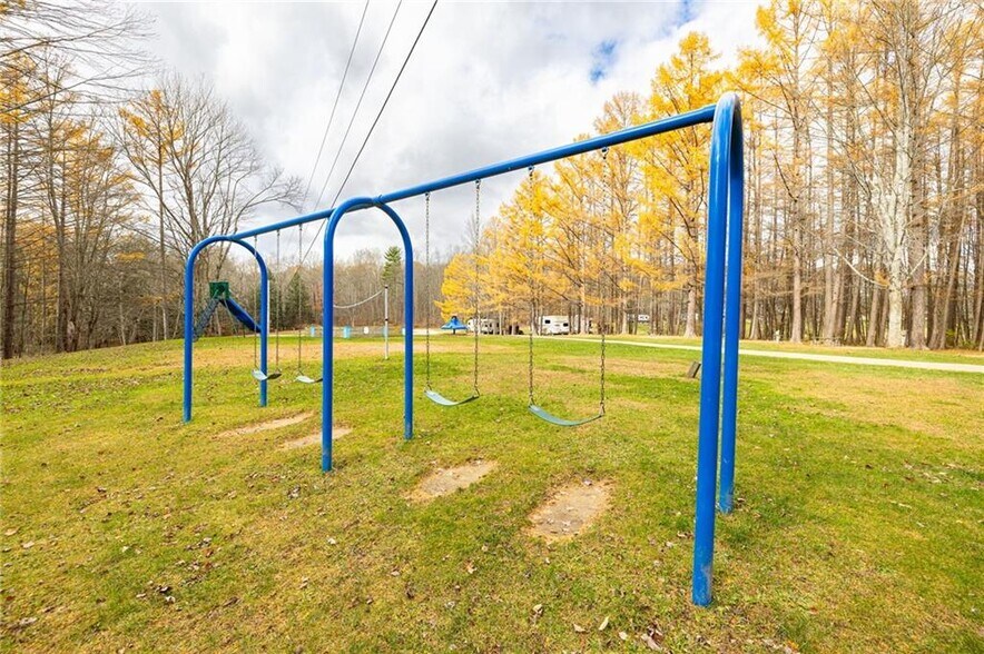 More Photos Of 7632 Centerville Rd, Houghton Trailer Camper Park For Sale