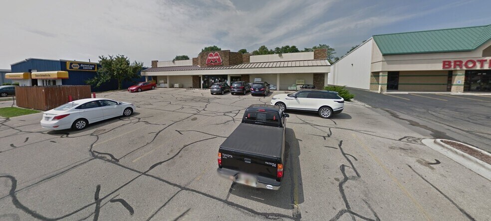 More Photos Of 2110 S Stoughton Rd, Madison General Retail For Sale