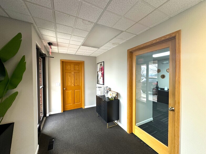 More Photos Of , Dayton Office For Sale