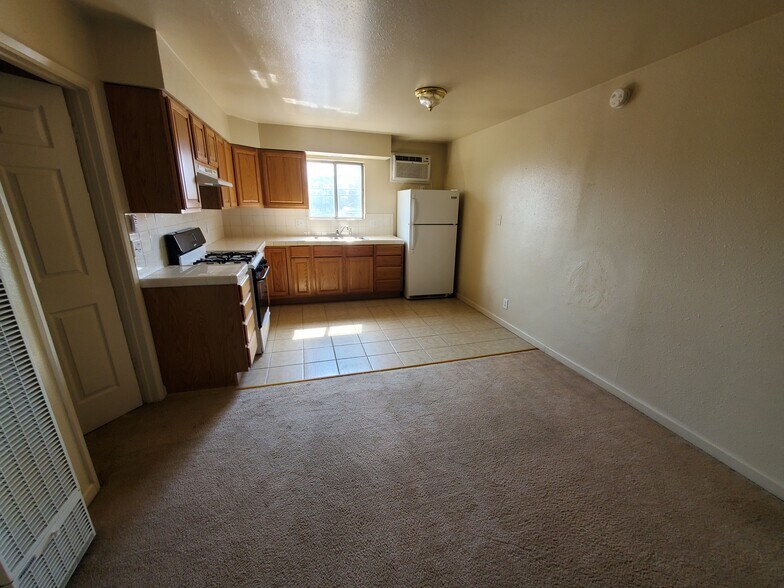 More Photos Of 420-470 H St, Hawthorne Apartments For Sale