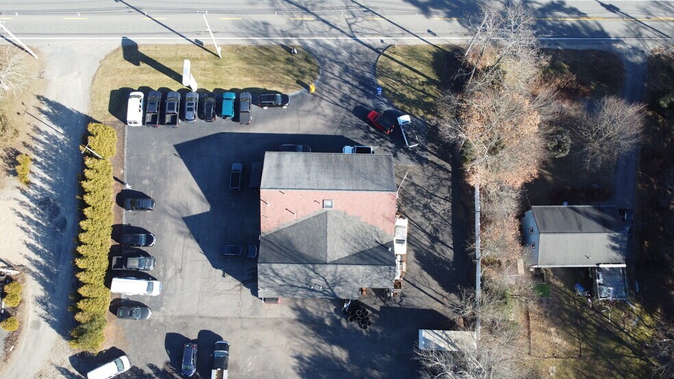 More Photos Of 119 E Grove St, Middleboro Auto Dealership For Sale