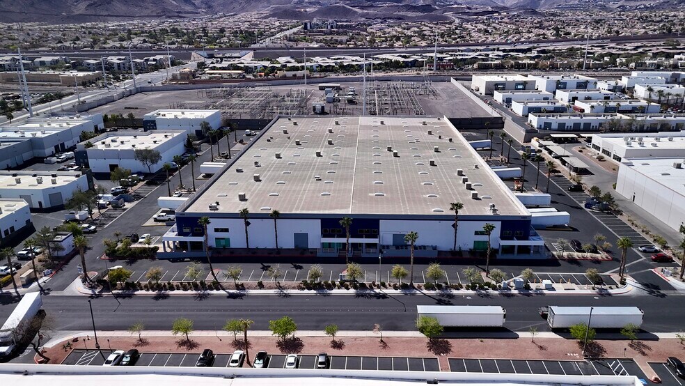 More Photos Of 1051 Mary Crest Rd, Henderson Warehouse For Lease