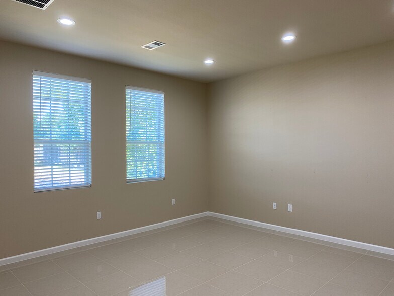 More Photos Of 2368 S Uecker Ln, Lewisville Office For Sale