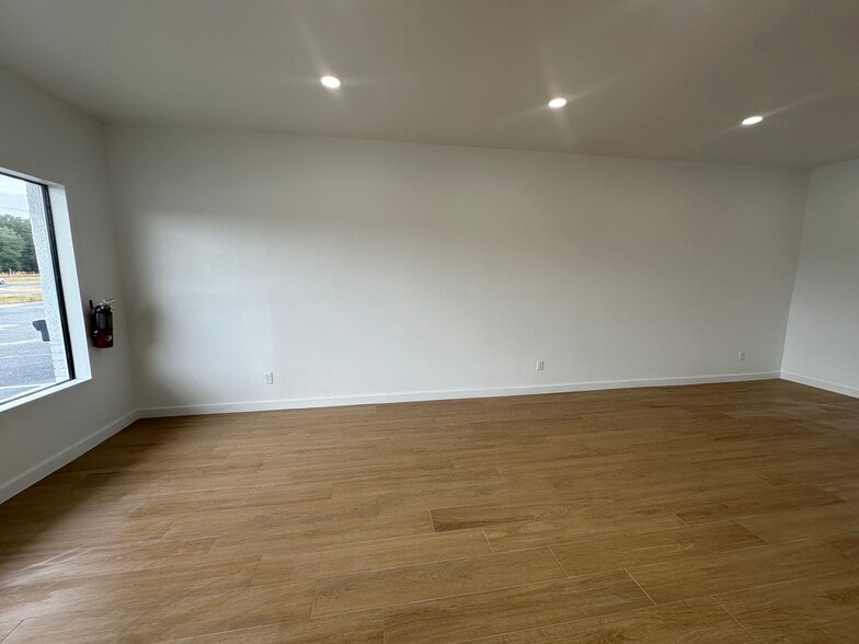 More Photos Of 1148-1152 SE Highway 484, Ocala Storefront For Lease