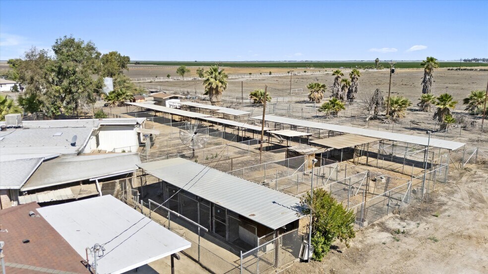 More Photos Of 8661 Herring Rd, Bakersfield Land For Sale