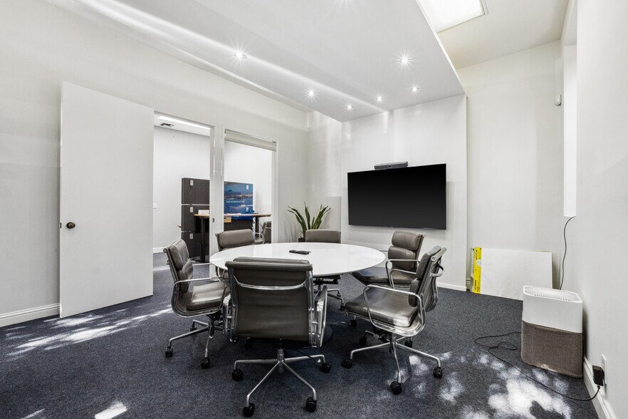 More Photos Of 247 High St, Palo Alto Office For Lease