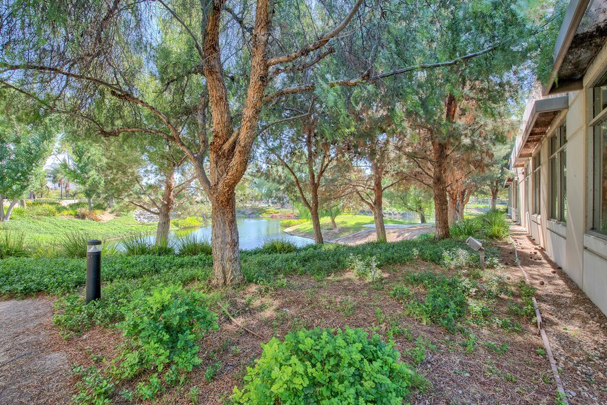 More Photos Of 11840 Pierce St, Riverside Office For Lease